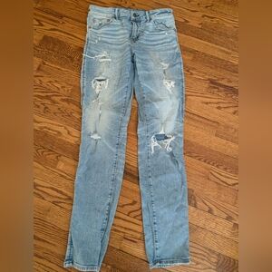 American Eagle men's Airflex Athletic fit 30 x 34 light wash distressed jeans